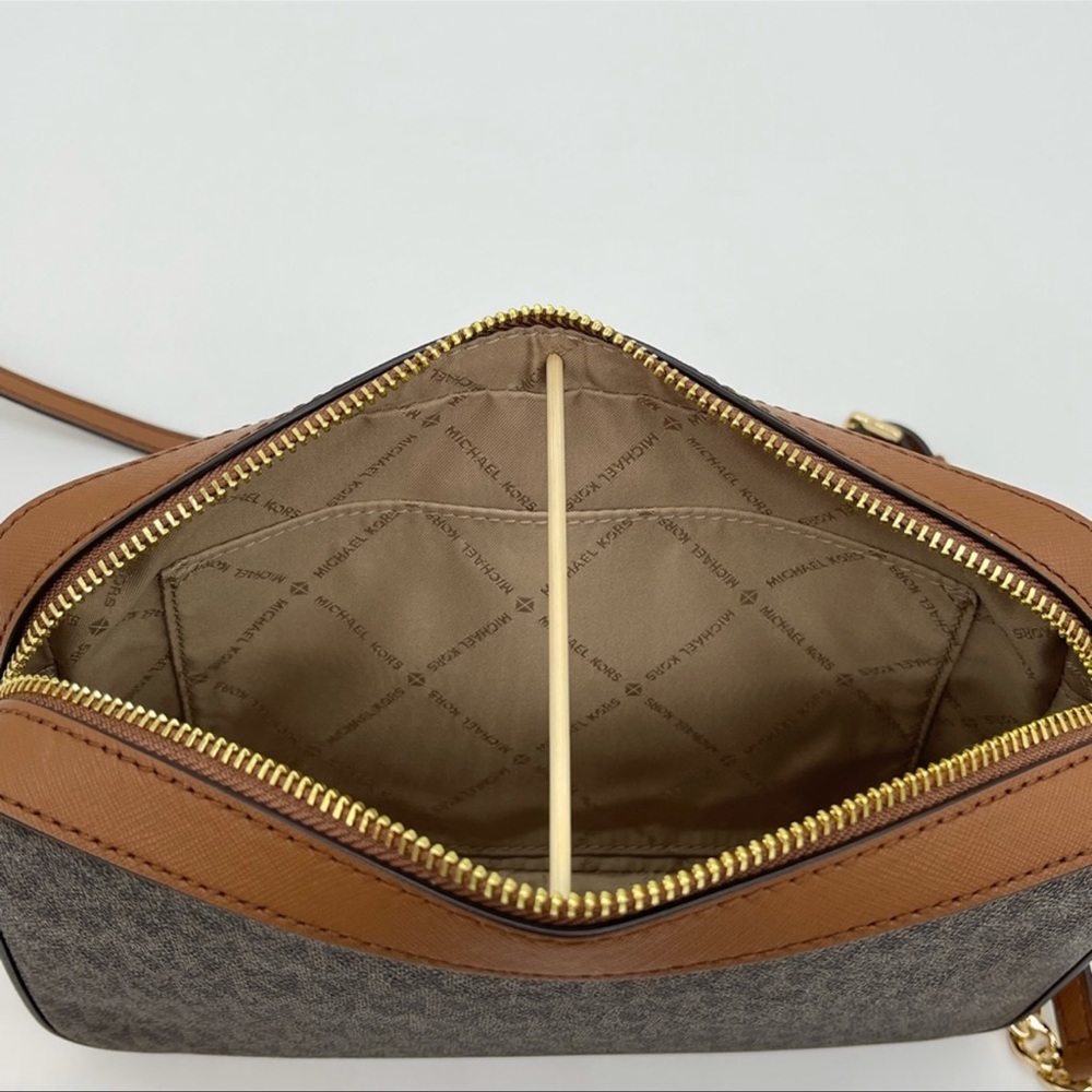 Michael Kors EW Crossbody Bag & Large Flat Mf Phone Case Wallet Leather Brown - Picture 5 of 13